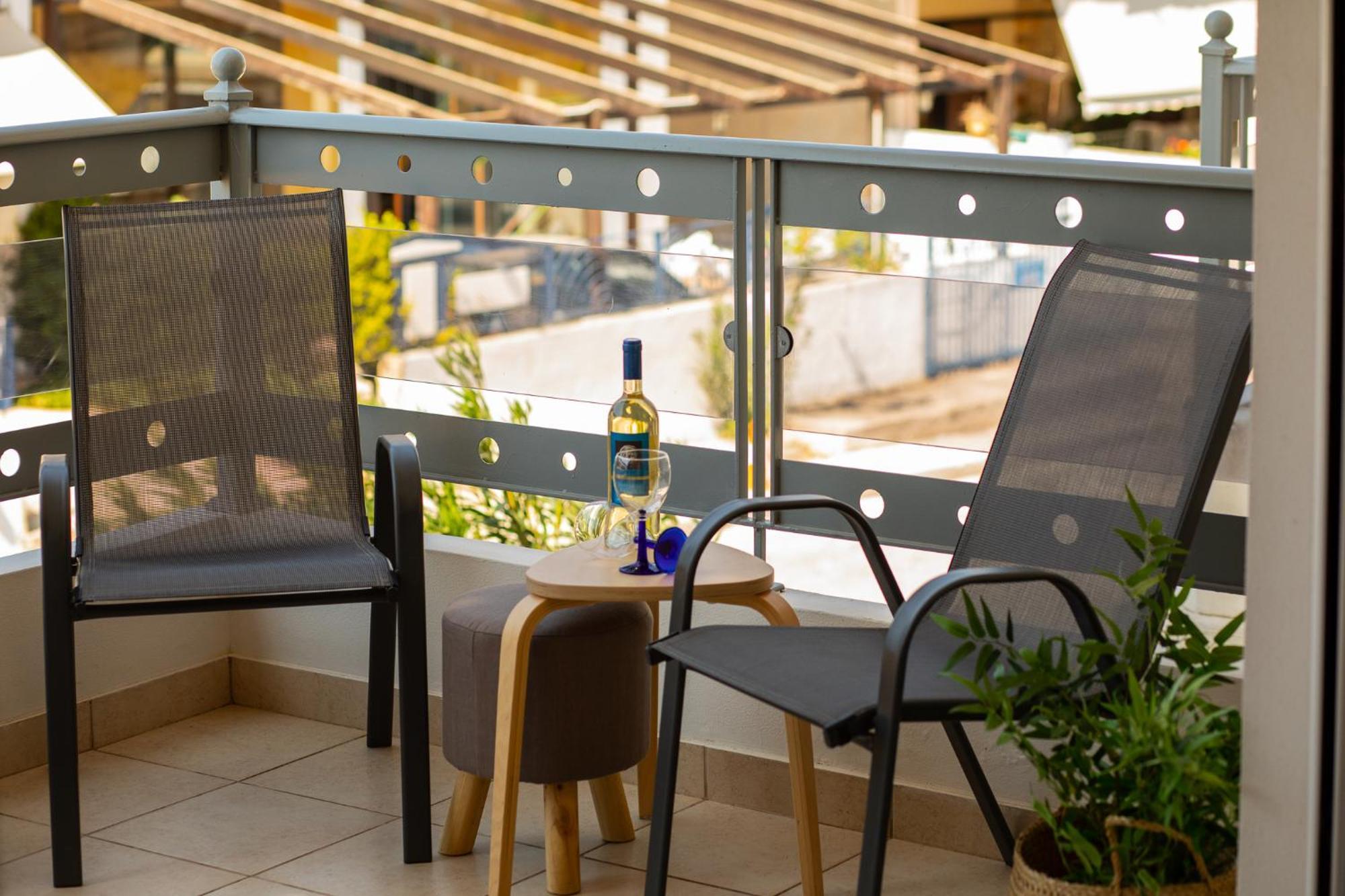 Athens Airport Lodge Спата Екстер'єр фото